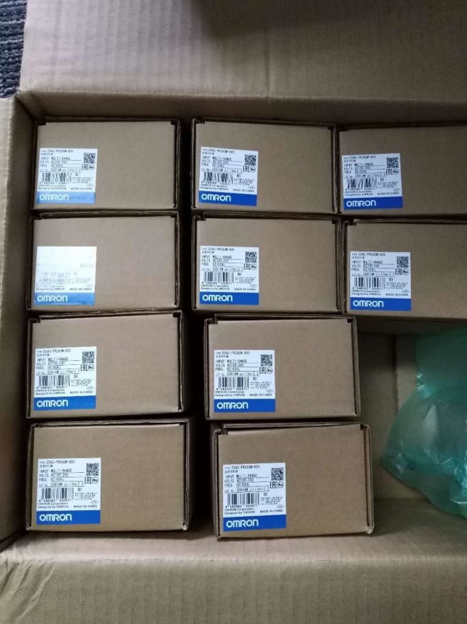 OMRONI E5GC-QX1ACM-000 Temperature Controller Temperature Gauge