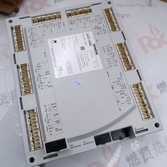 Siemens Electronic Air/Fuel Ratio Combustion Controller LMV51.300B2 Model New Condition for PLC Programming