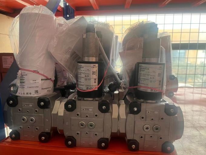 Original Brand New VGP25R01W6 the Order No.85296300 Gas Pressure Reducing Valve for KromSchroder Stock
