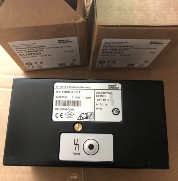 IFS110IM-5/1/1T IFS110IM-3/1/1T the Order No.84367020 Burner Controller for KromSchroder STOCK 2