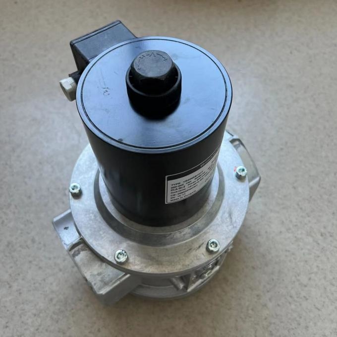 Honeywell VE4065B1017 United States Ignition Gas Solenoid Valve Threaded Connection. Discontinued. 10 in Stock