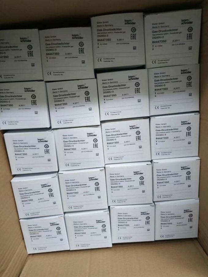 Germany Kromschroder Pressure Switch DG50U-5 Spot 20 Brand New