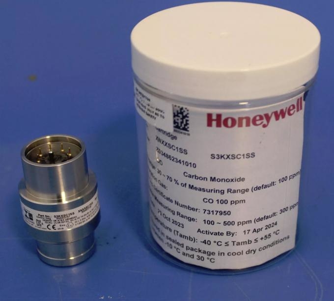 Honeywell Gas Detector XNXXSG2SS Durable Metal Construction
