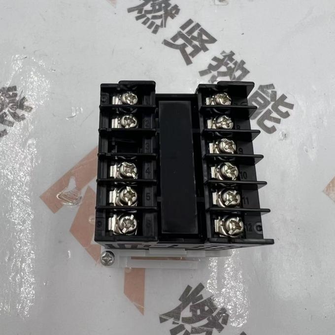 Ommron E5CC-RX2ASM-800 Used Industrial Logic Controller Steel Temperature Control Table Condition Used Material Steel