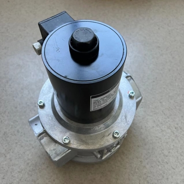 Honeywell VE4065B1017 United States Ignition Gas Solenoid Valve Threaded Connection. Discontinued. 10 in Stock