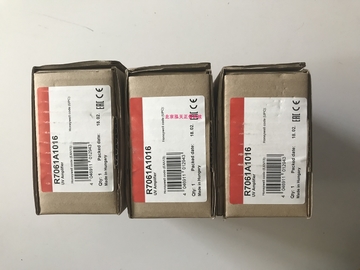 R7061A1016  R7323B1026  Combustion Controller for Honeywell  Production has been halted STOCK 2