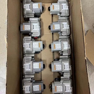 Gas Controls Direct Ignition Combination Honeywell  VR8205M2948   Ignition Gas Solenoid Valve Hot Water Boiler Gas Boiler Stock