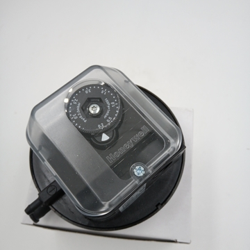 Kromschroder Germany DL3A-3 DL3KG-3WZ  Pressure Switch 250VAC DL3A-3Z DL3AG-6K2 in Stock Original
