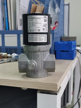 German Kromschroder Gas Solenoid Valve VG25R02LT31D VG15R02NT31D VG2515R18NT31 VG40/32R02LT31D Original 1 Year Warranty
