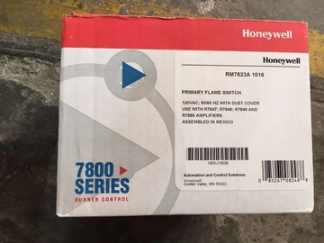 Spot 20 American Honeywell Combustion Safety Controller RM7823A1016 Original 1 Year Warranty