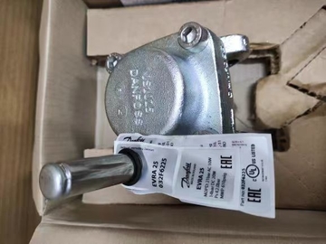 For Danfoss Solenoid Valve 032F6215 EVRA15 100% Original