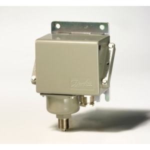 DANFOSS Original Brand New  KPS33/060-3103/060-3104 Pressure switch pressure controller