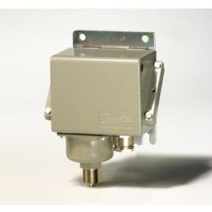 DANFOSS Original Brand New  KPS33/060-3103/060-3104 Pressure switch pressure controller