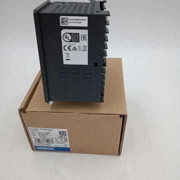 Japan E5AC-PR2ASM-831 Digital Thermostat Original and Brand New